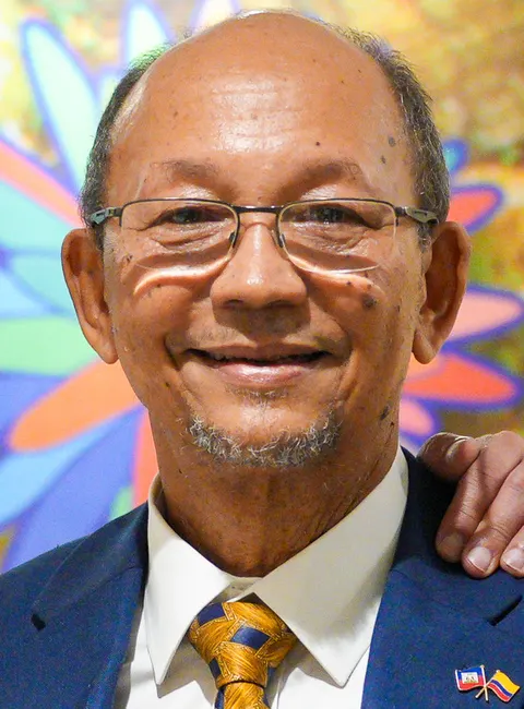 Leslie Voltaire